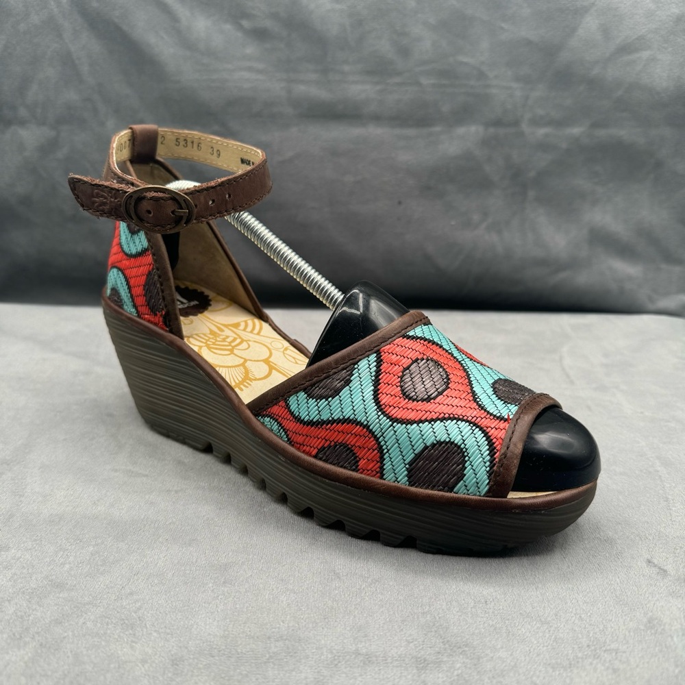Fly London Yeji Wedge Shoes Women’s Size 39 Geometric Pattern Peach Aqua